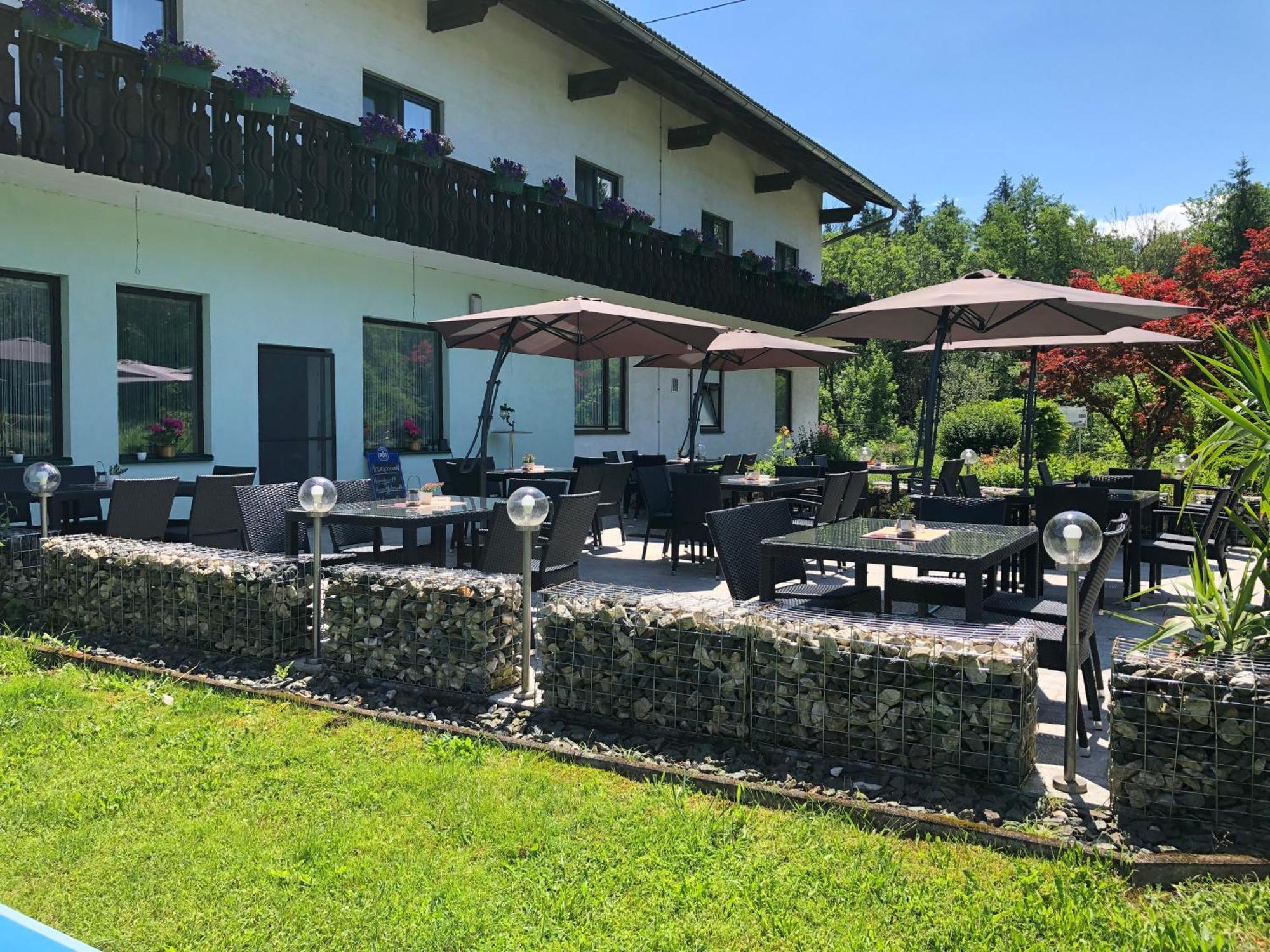 Gasthof Waldwirt Sankt Kanzian am Klopeiner See Dış mekan fotoğraf